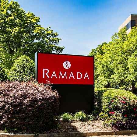 Ramada By Wyndham Gainesville Exterior photo